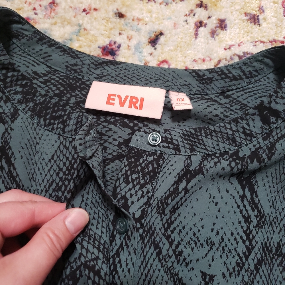 Evri Jade Green Black Snake Print Dress Short Sleeve Size 0X - Picture 4 of 11